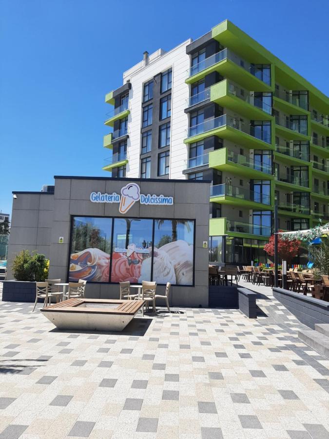 Eka Studio - Pool & Spa Beach Resort Năvodari Екстериор снимка