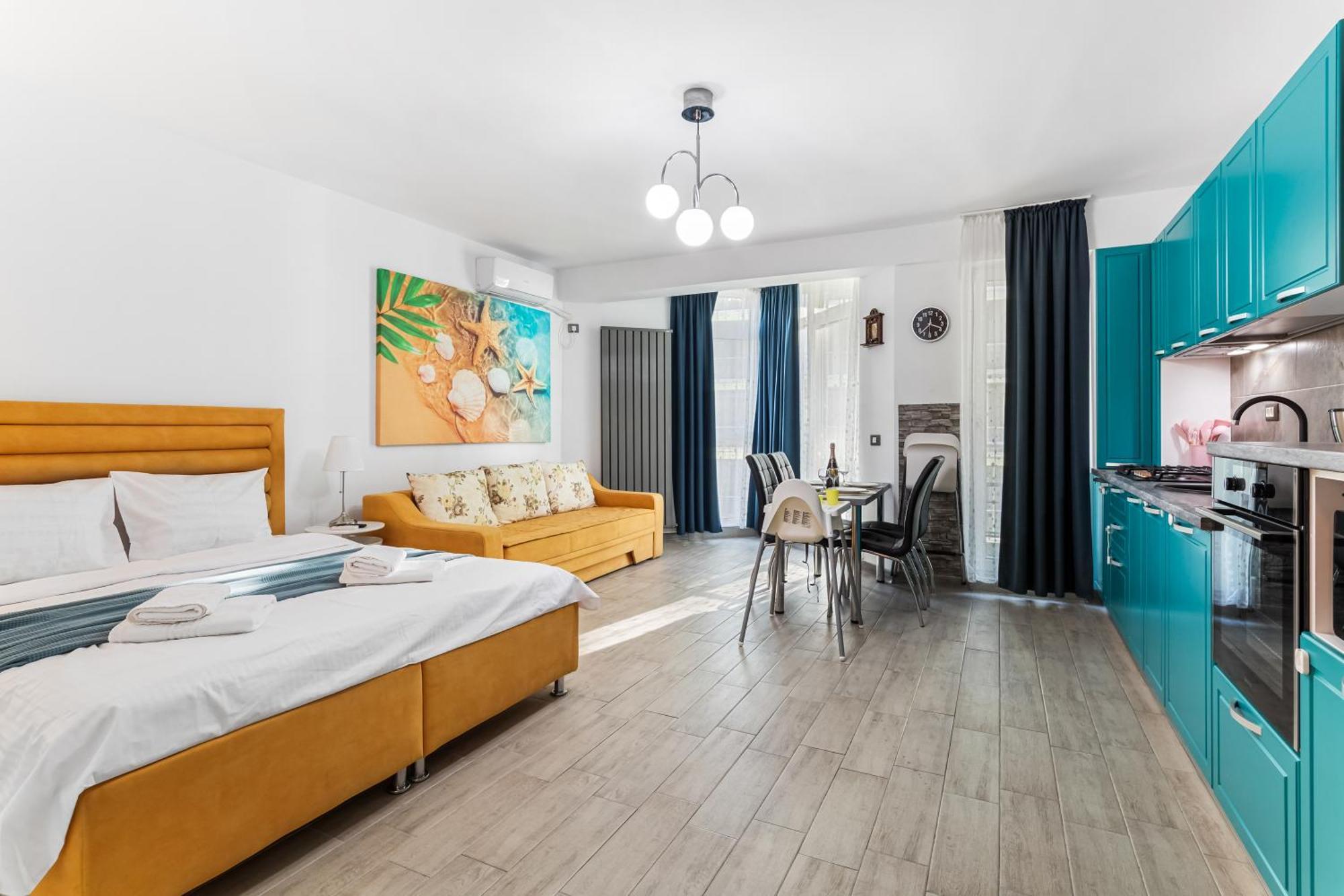 Eka Studio - Pool & Spa Beach Resort Năvodari Екстериор снимка